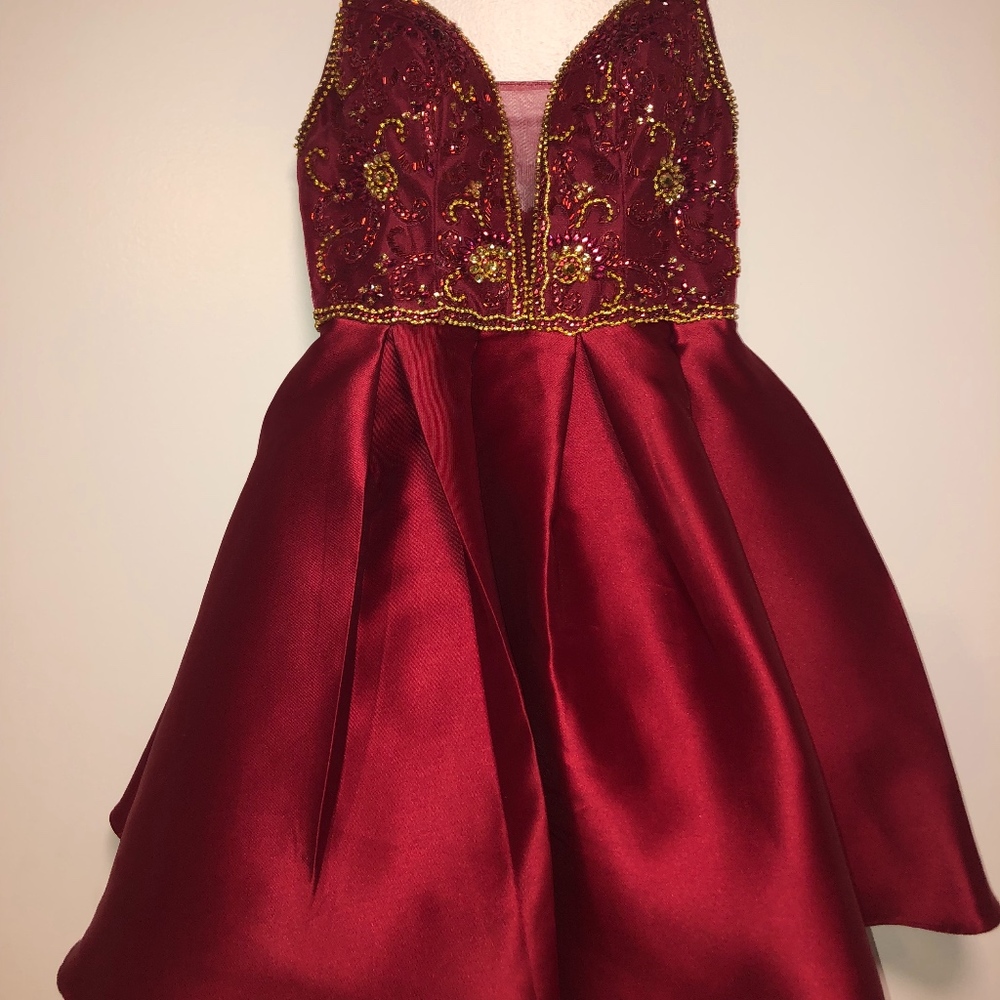 Burgundy, Beaded, Homecoming dress
